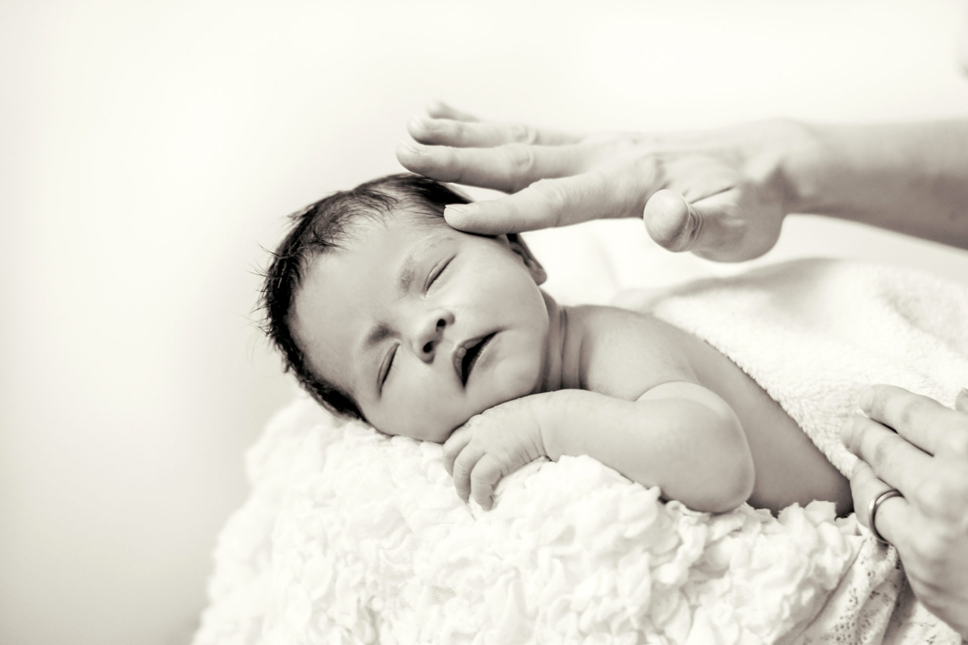 Miminko Newborn Novorozenecka foto - Fotostudio Hodonin Breclav Brno by Naty Kosibova Photography (3 of 32)