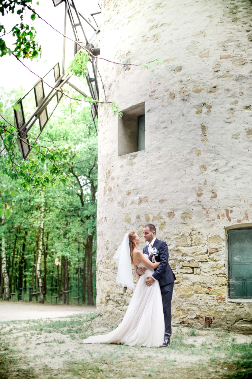 Svadobny fotograf - Svadobna foto - Svadobny fotograf Holíč Skalica - Hotel Sv. Ludmila - Svadobny fotograf Bratislava - Modra - Piestany - Nove Mesto - Rajecke Teplice -7703