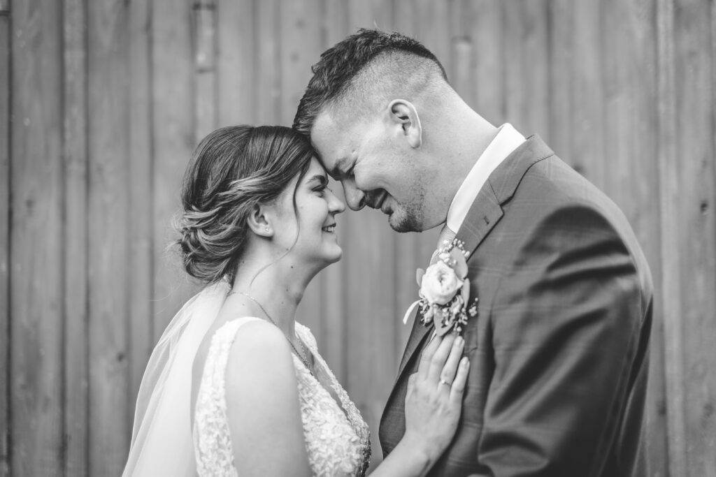 Svatební-fotograf-na-svatbu-Kyjov-Zlin-Hodonin-svatba-na-Morave-svatebni-fotograf-Morava-23