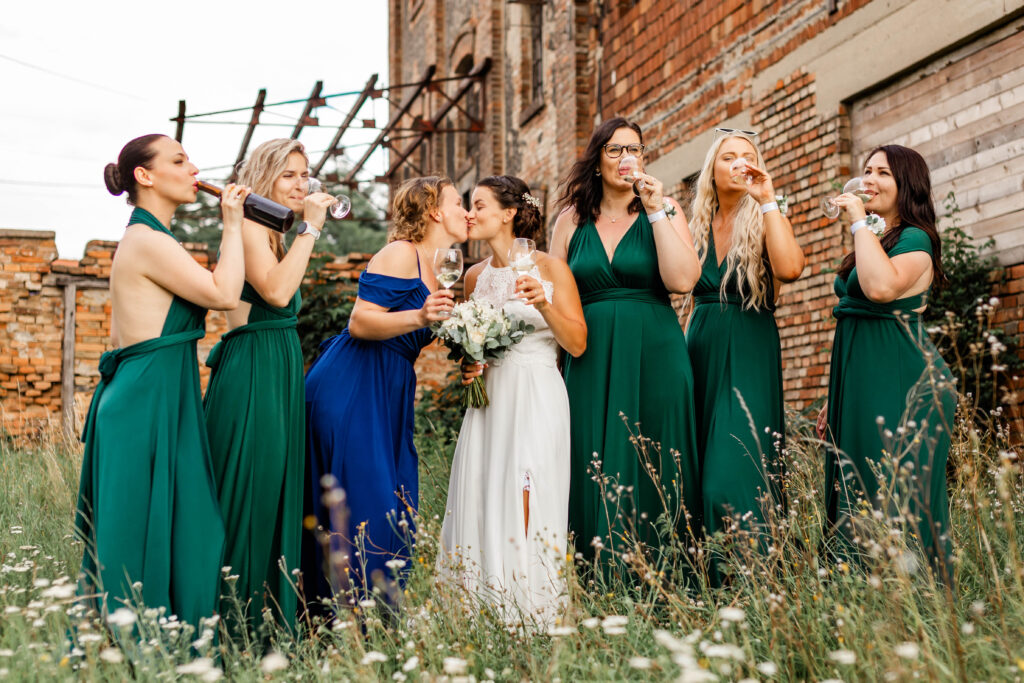 Svatebni-foto svatebni fotografka Morava, Svatoborice-Mistrin, Kyjov, Sardice, Rozhledna u sudu-11