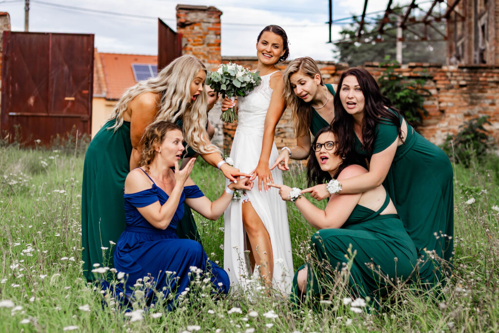 Svatebni-foto svatebni fotografka Morava, Svatoborice-Mistrin, Kyjov, Sardice, Rozhledna u sudu-16