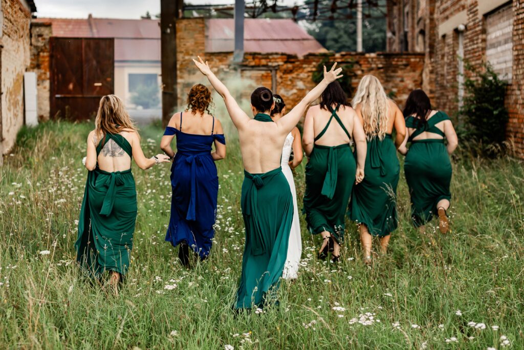 Svatebni-foto svatebni fotografka Morava, Svatoborice-Mistrin, Kyjov, Sardice, Rozhledna u sudu-17