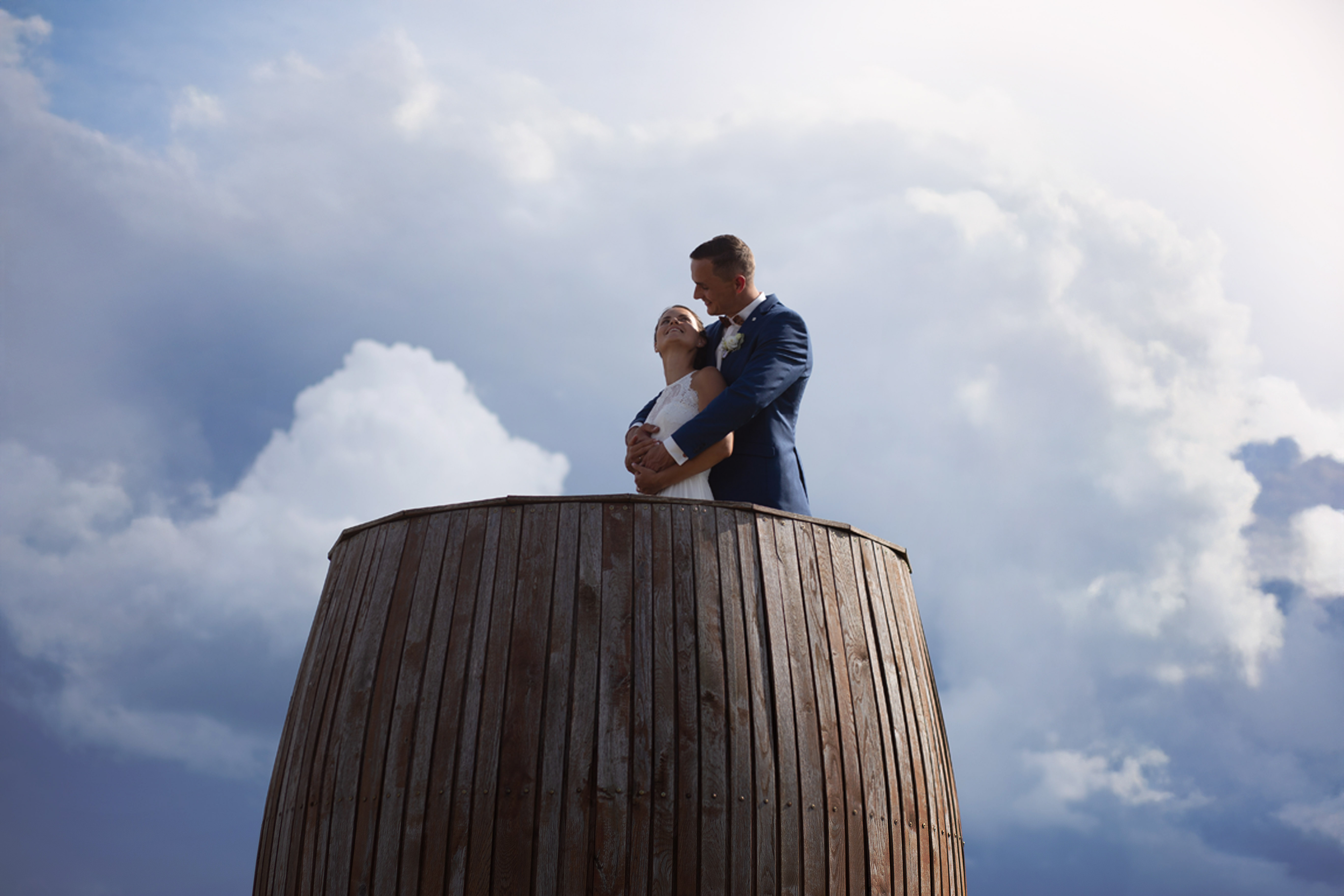 Svatebni-foto svatebni fotografka Morava, Svatoborice-Mistrin, Kyjov, Sardice, Rozhledna u sudu-4