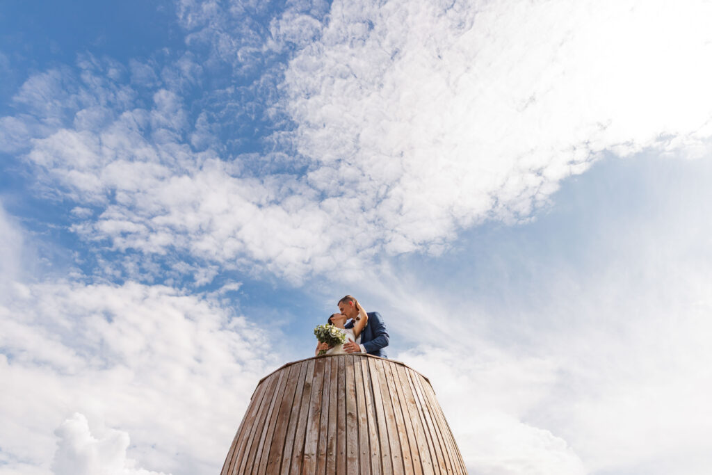 Svatebni-foto svatebni fotografka Morava, Svatoborice-Mistrin, Kyjov, Sardice, Rozhledna u sudu-6