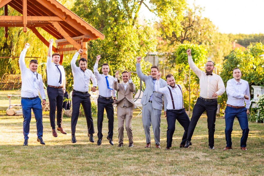 Svatba-Lanzhot-svatebni-fotografka-U-Bartosu_Lanzhot-Breclav-svatba-ve-stodole-svatebni-foto-kyjov-3-22