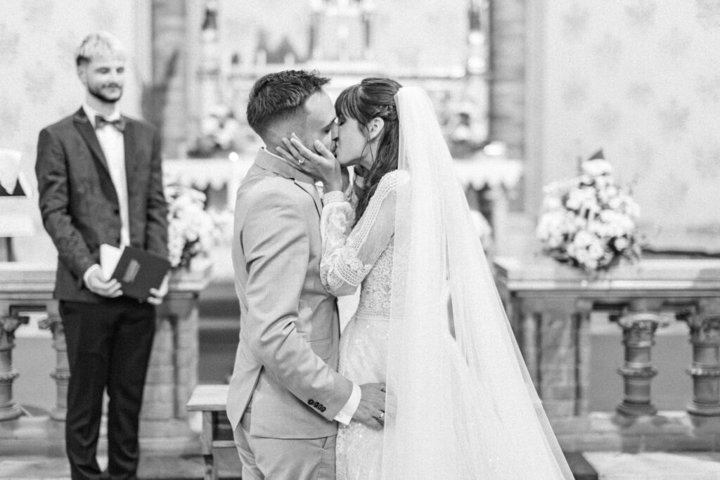 Svatba-Lanzhot-svatebni-fotografka-U-Bartosu_Lanzhot-Breclav-svatba-ve-stodole-svatebni-foto-kyjov-3-3